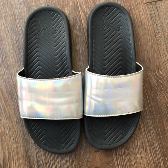 puma slides holographic